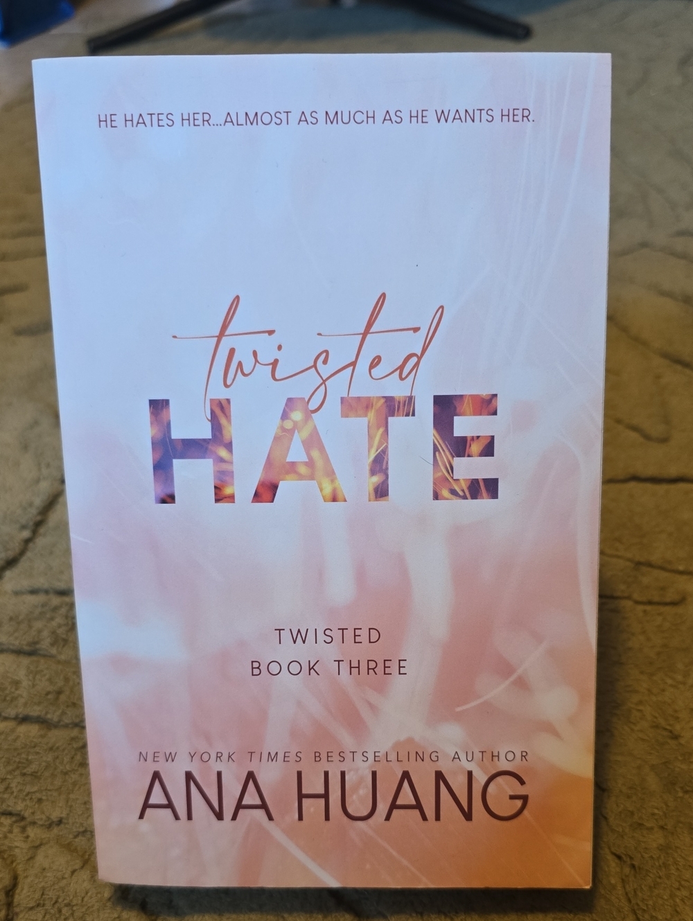 Twisted Hate by Ana Huang Paperback